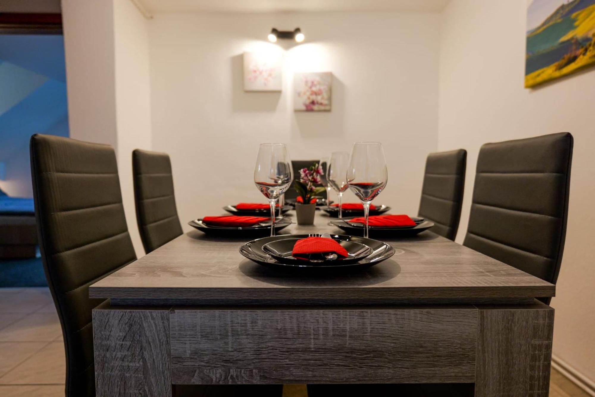 Transylvanian Hideaway Apartment سيبيو المظهر الخارجي الصورة